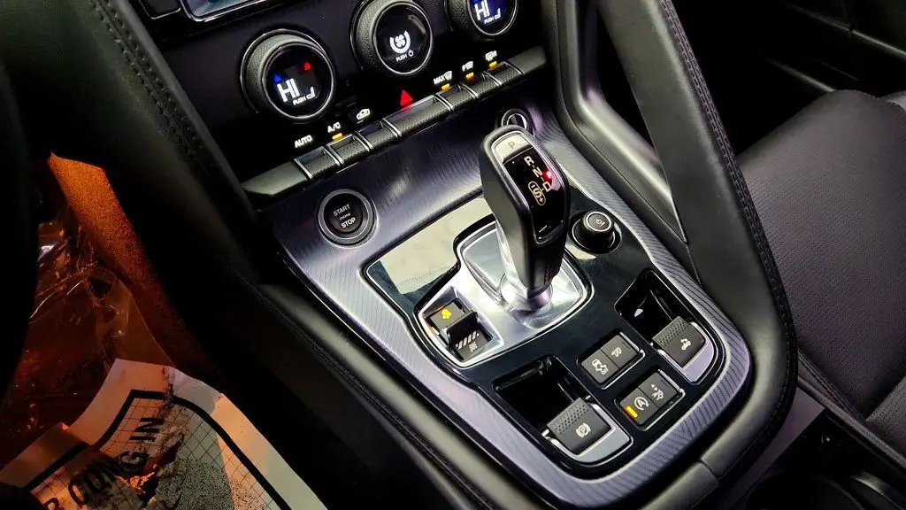 2018 Jaguar F-TYPE R-Dynamic