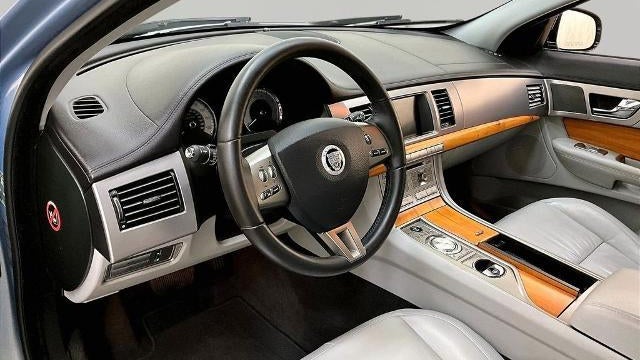 2010 Jaguar XF Base