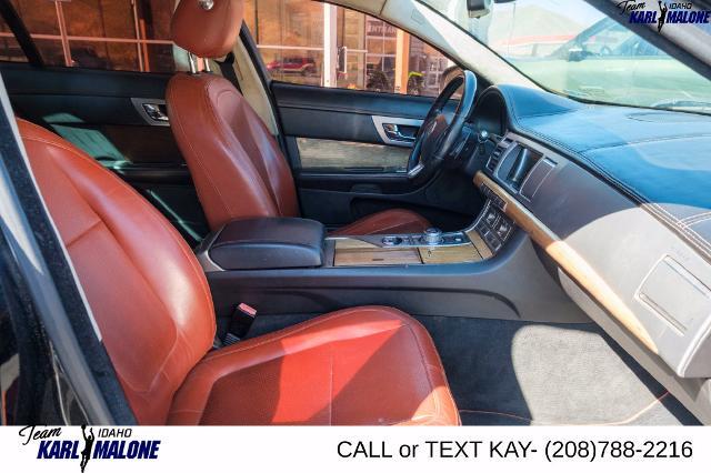 2010 Jaguar XF - $6,824