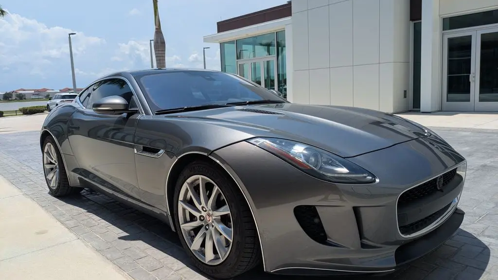 2017 Jaguar F-TYPE Base
