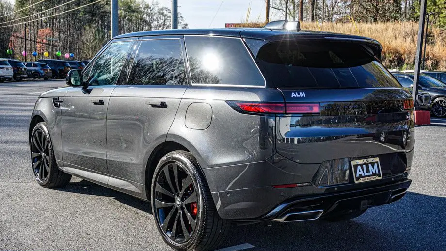 2025 Land Rover Range Rover Sport P460e Dynamic SE