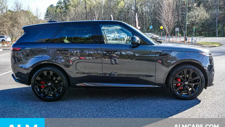 2025 Land Rover Range Rover Sport P460e Dynamic SE