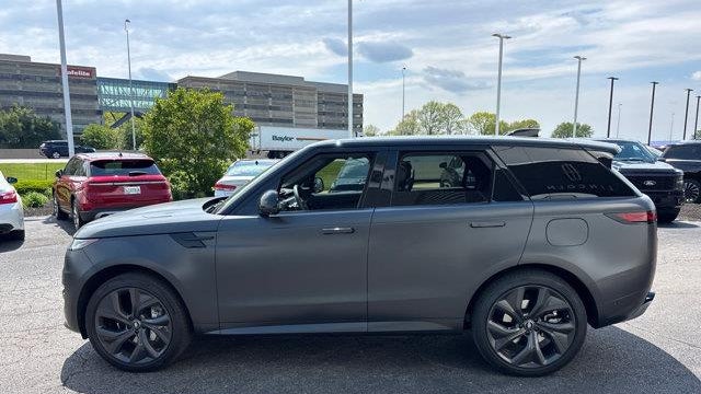 2025 Land Rover Range Rover Sport P460e Dynamic SE