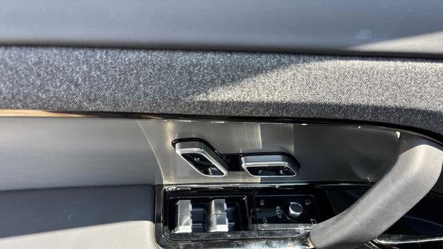 2025 Land Rover Range Rover Sport P460e Dynamic SE
