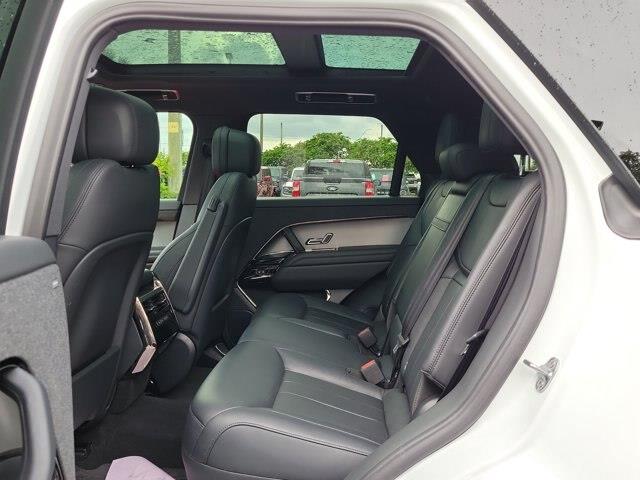 2025 Land Rover Range Rover Sport - $86,995