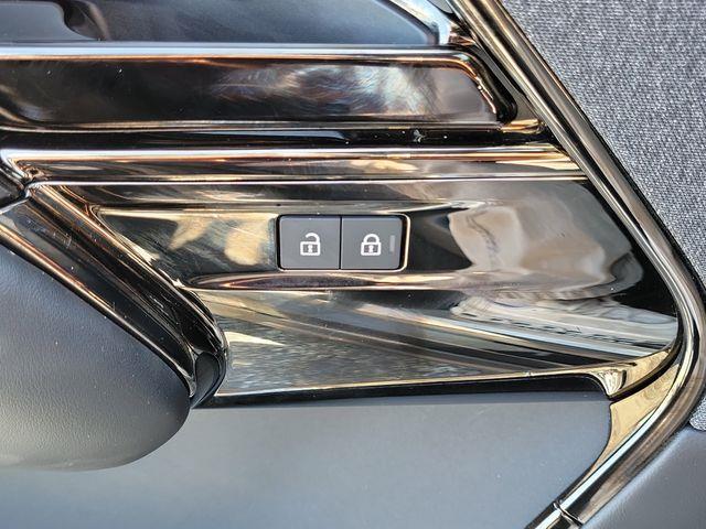 2025 Land Rover Range Rover Sport - $92,990