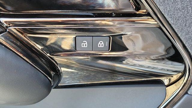 2025 Land Rover Range Rover Sport P530 Dynamic SE