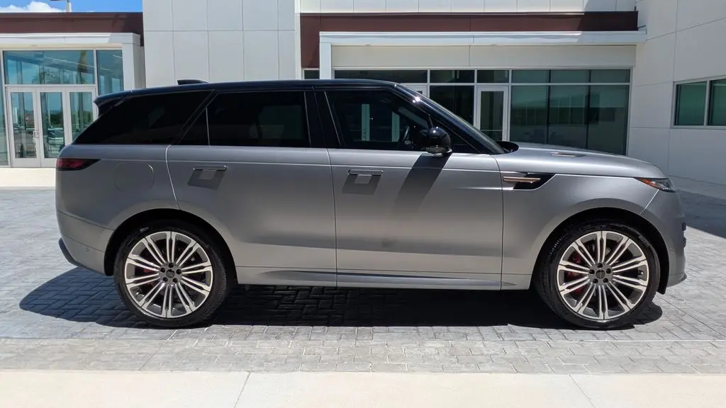 2025 Land Rover Range Rover Sport P400 Dynamic SE
