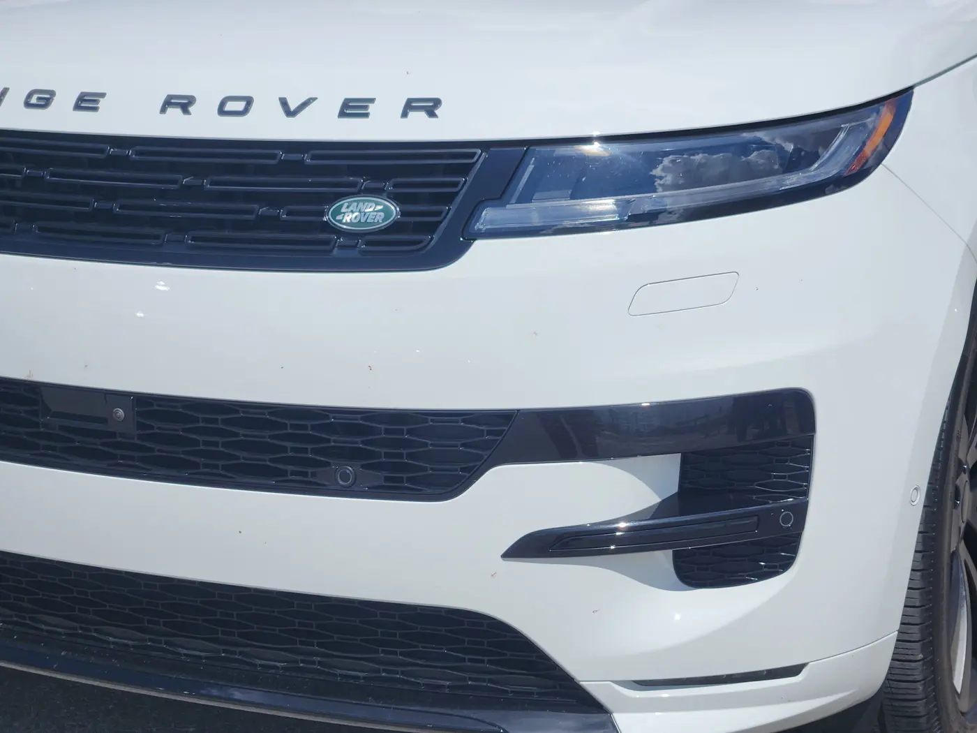 2026 Land Rover Range Rover Sport - $95,908