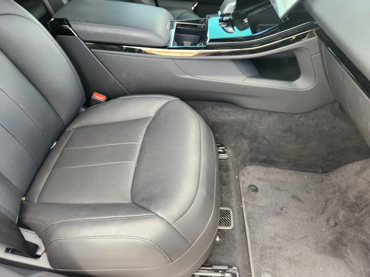 2026 Land Rover Range Rover Sport - $95,908