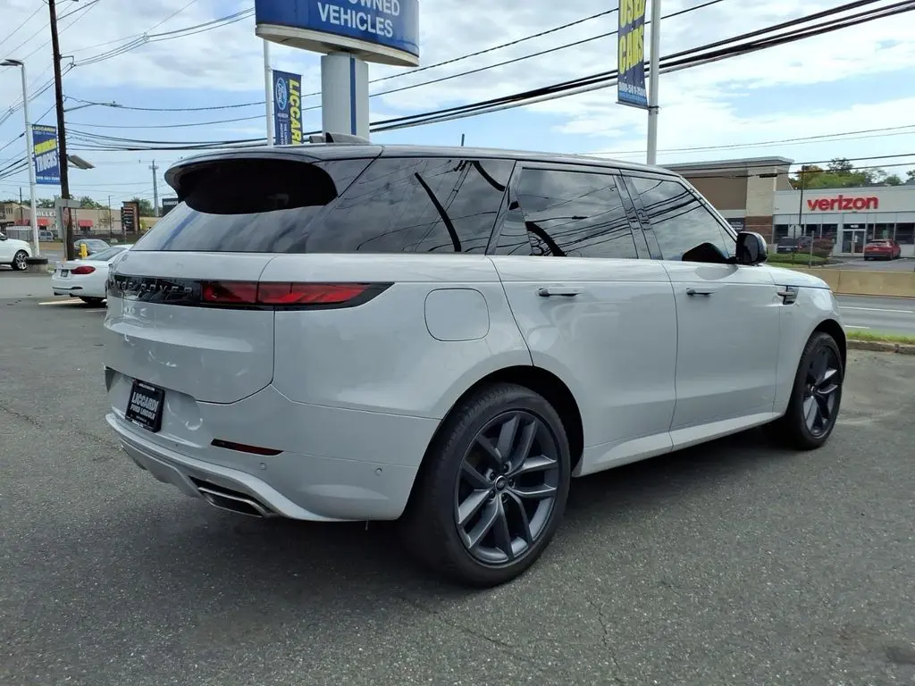 2024 Land Rover Range Rover Sport - $65,990