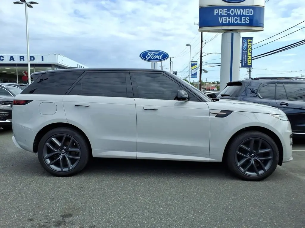 2024 Land Rover Range Rover Sport - $65,990