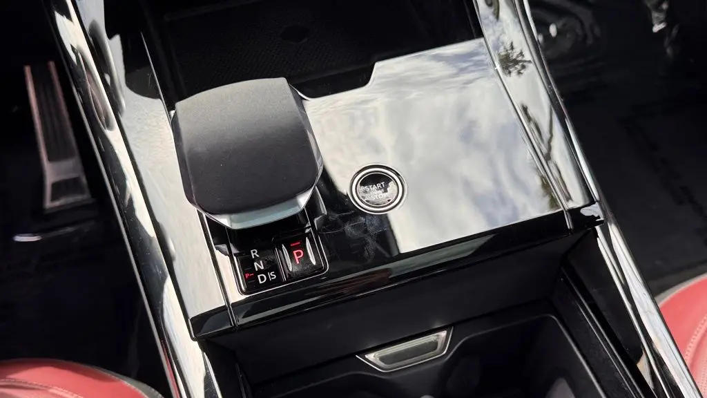 2024 Land Rover Range Rover Sport P400 Dynamic SE