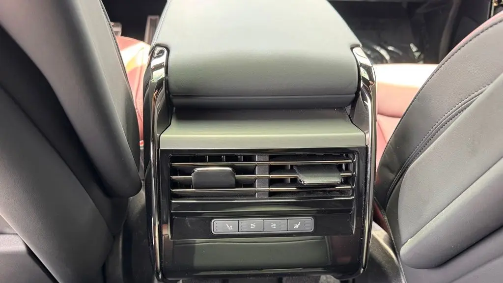 2024 Land Rover Range Rover Sport P400 Dynamic SE