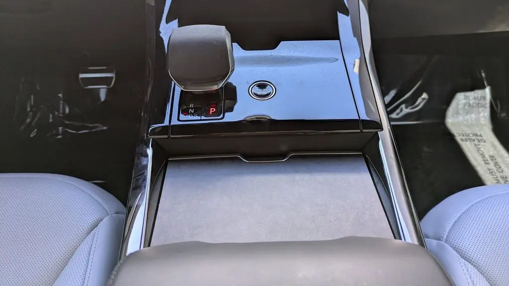 2025 Land Rover Range Rover Sport P400 Dynamic SE