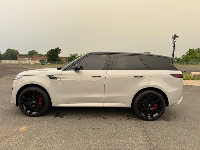 2025 Land Rover Range Rover Sport - $84,980