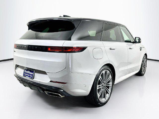 2025 Land Rover Range Rover Sport - $72,551