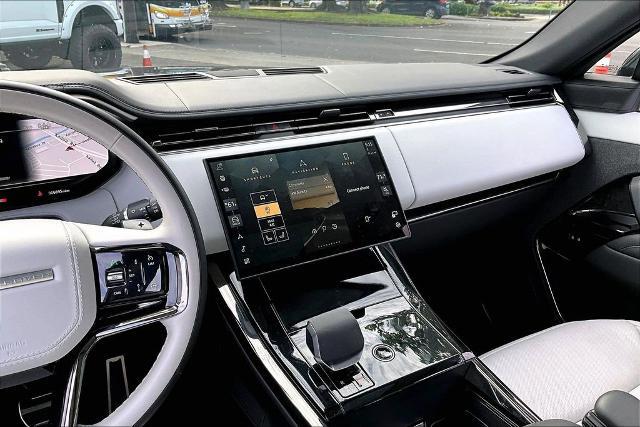 2025 Land Rover Range Rover Sport