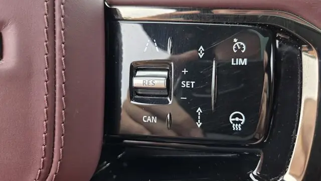 2025 Land Rover Range Rover Sport P400 Dynamic SE