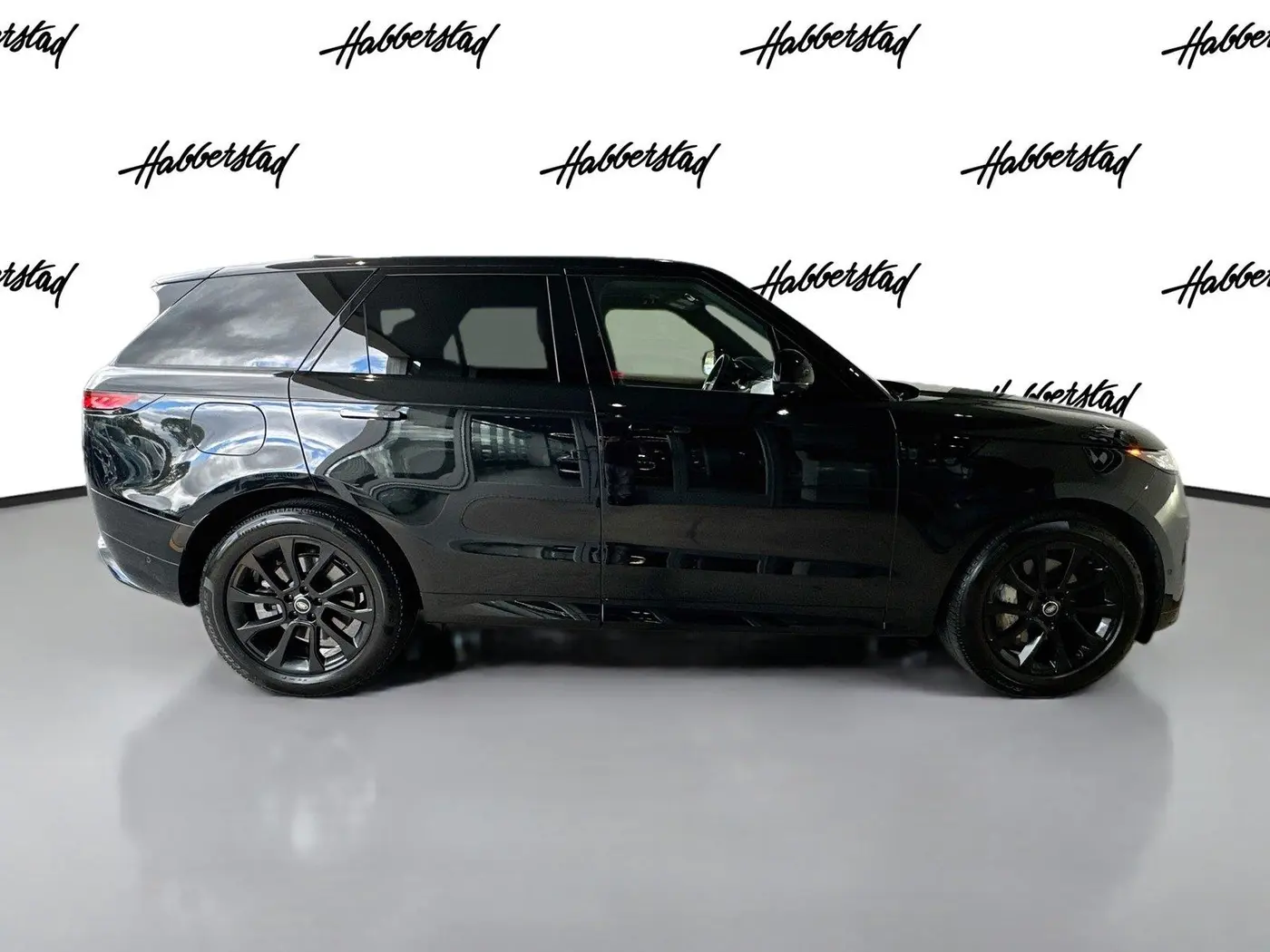 2025 Land Rover Range Rover Sport - $83,994