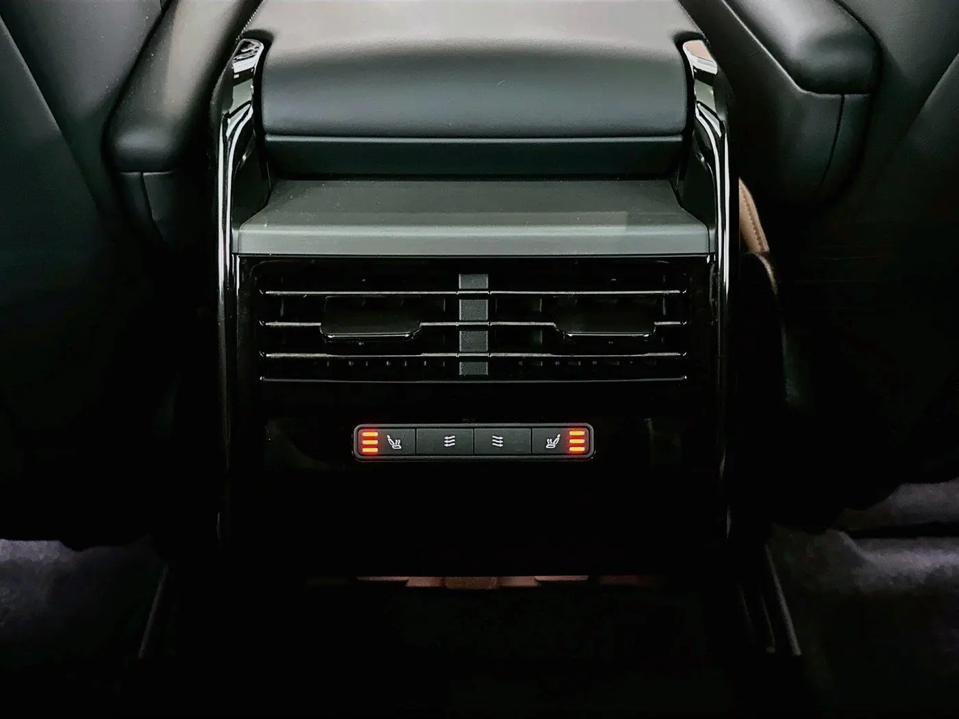 2025 Land Rover Range Rover Sport - $83,994