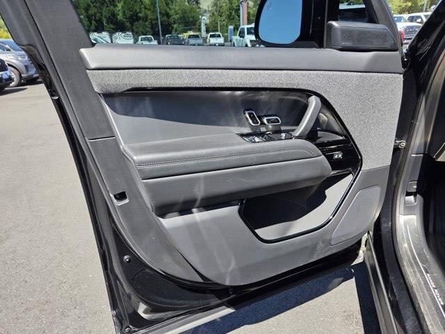 2025 Land Rover Range Rover Sport - $72,999