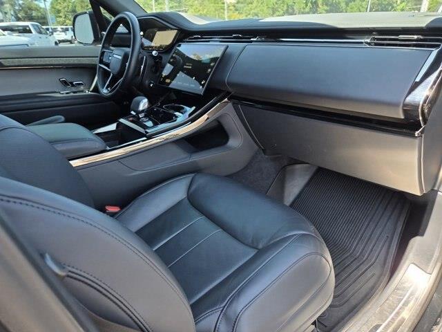 2025 Land Rover Range Rover Sport - $72,999