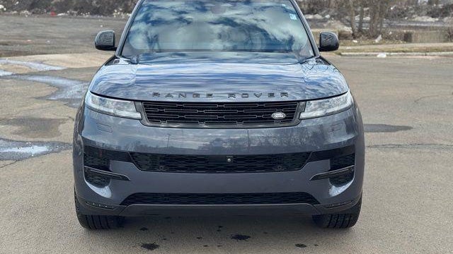 2024 Land Rover Range Rover Sport P360 SE