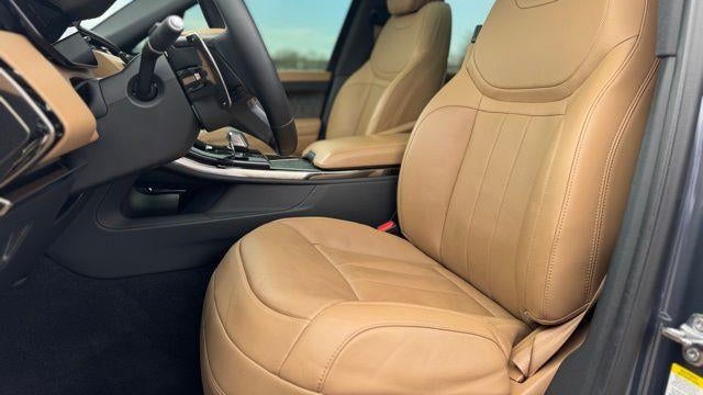 2024 Land Rover Range Rover Sport P360 SE