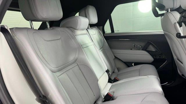 2025 Land Rover Range Rover Sport P360 SE