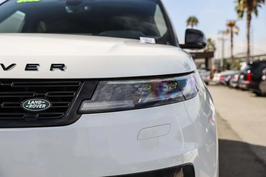 2025 Land Rover Range Rover Sport - $61,495