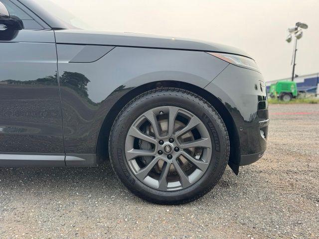 2024 Land Rover Range Rover Sport - $62,482
