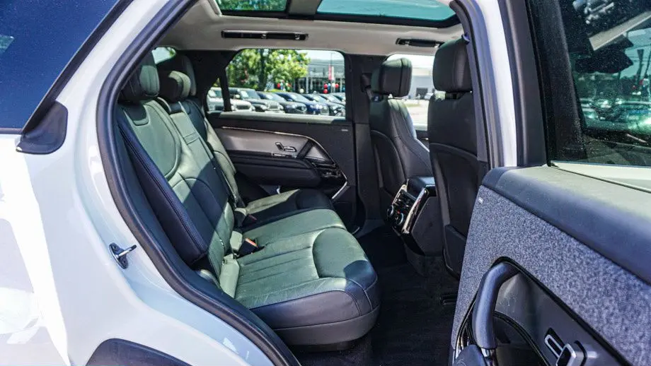 2023 Land Rover Range Rover Sport P360 SE