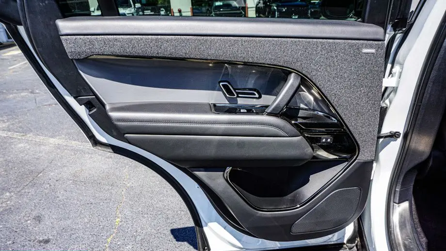 2023 Land Rover Range Rover Sport P360 SE