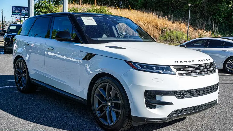 2023 Land Rover Range Rover Sport P360 SE