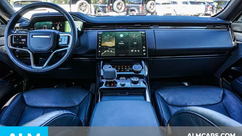 2023 Land Rover Range Rover Sport P360 SE