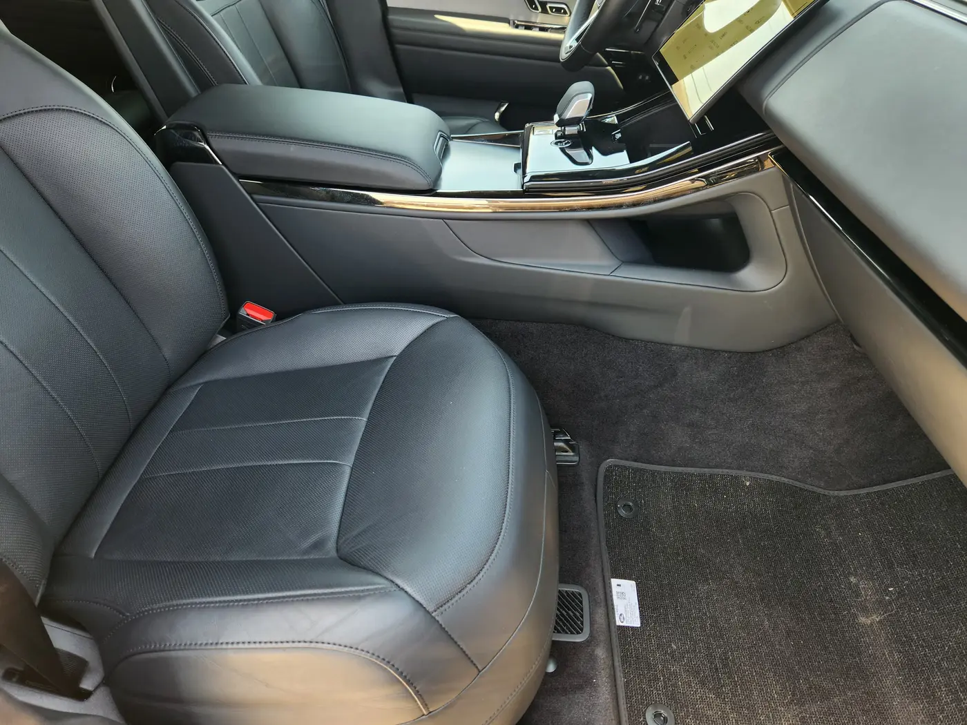 2025 Land Rover Range Rover Sport - $66,930