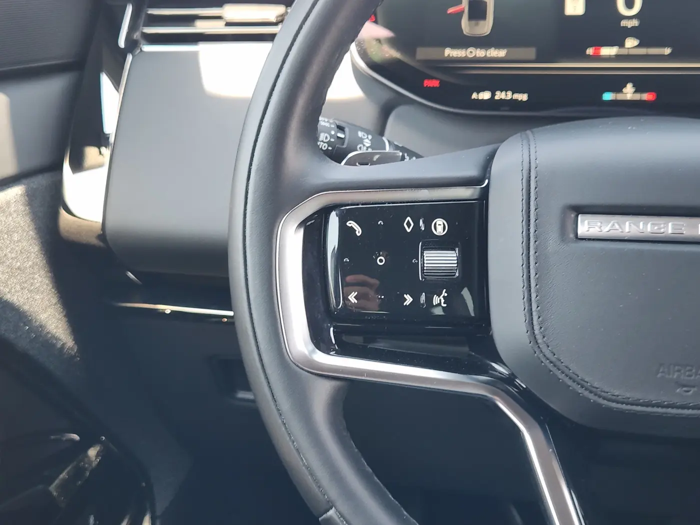 2025 Land Rover Range Rover Sport - $66,930