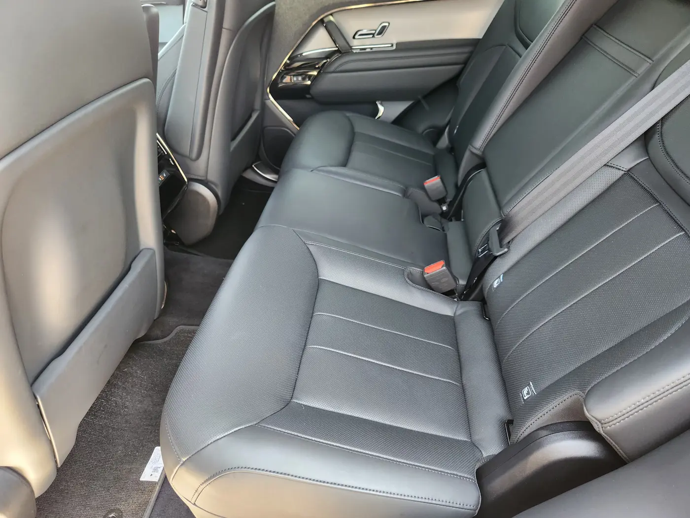 2025 Land Rover Range Rover Sport - $66,930