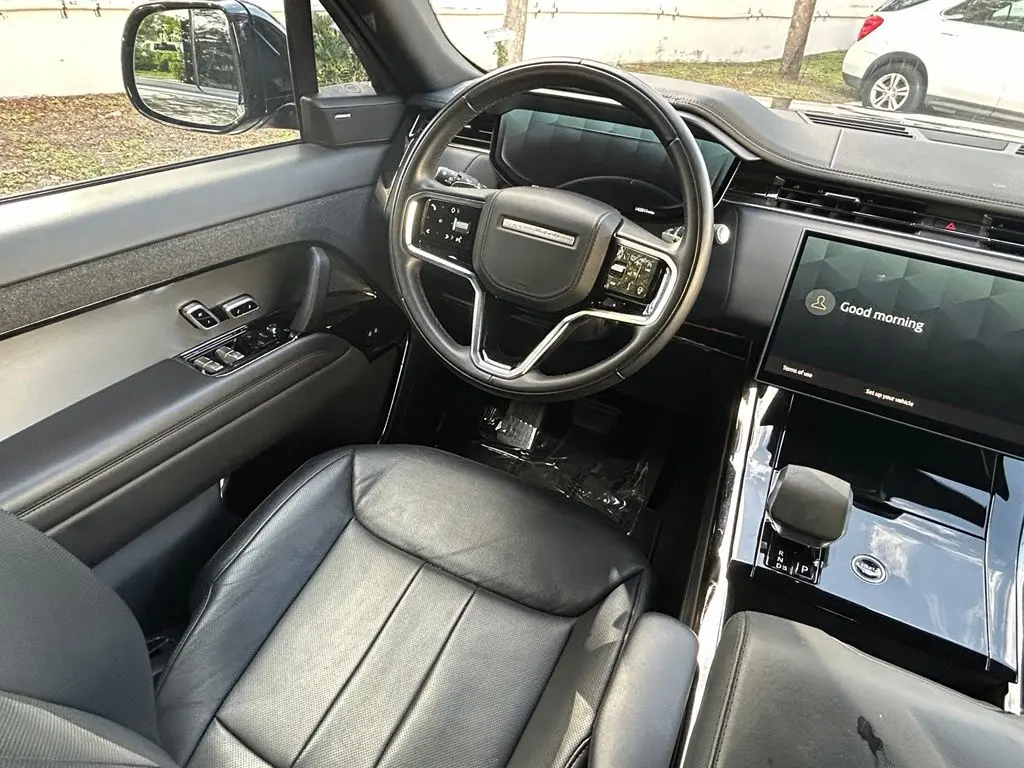 2025 Land Rover Range Rover Sport - $54,998