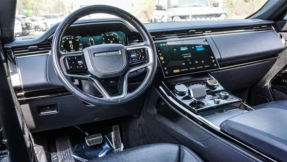 2023 Land Rover Range Rover Sport P360 SE