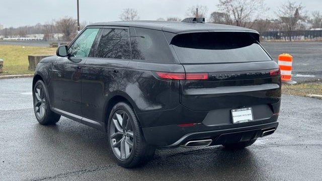 2024 Land Rover Range Rover Sport P360 SE