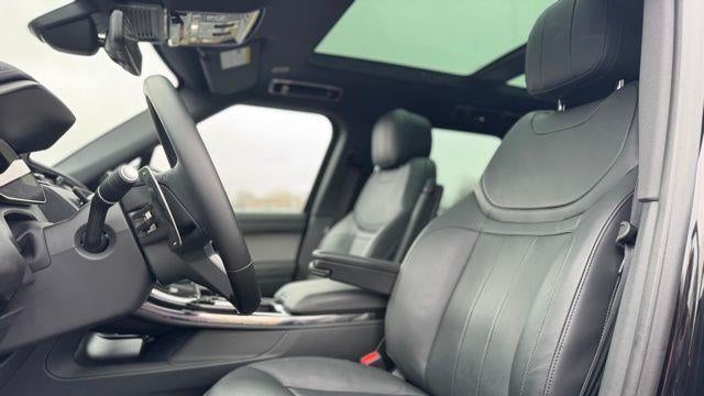 2024 Land Rover Range Rover Sport P360 SE