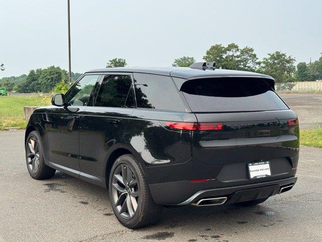 2024 Land Rover Range Rover Sport - $68,592