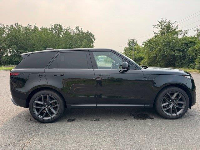 2024 Land Rover Range Rover Sport - $68,592
