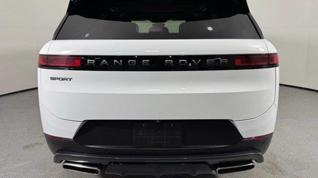 2024 Land Rover Range Rover Sport P360 SE