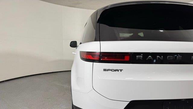 2024 Land Rover Range Rover Sport P360 SE