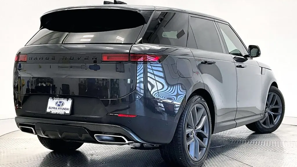 2025 Land Rover Range Rover Sport P360 SE
