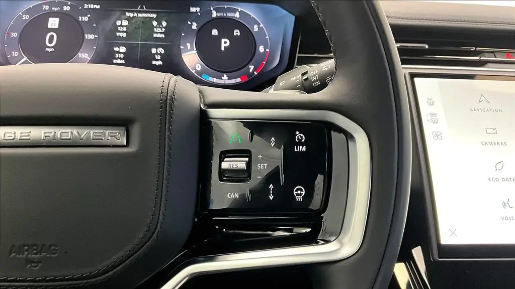 2025 Land Rover Range Rover Sport P360 SE