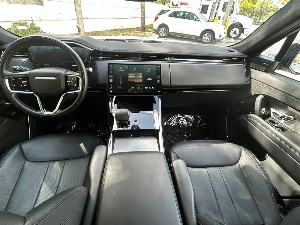 2025 Land Rover Range Rover Sport - $57,421